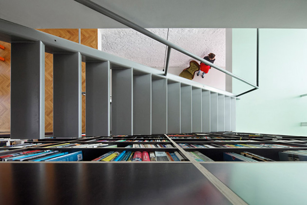 casa biblioteta casa biblioteta