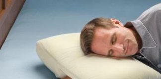 Una almohada especial para que no nos aplastemos el brazo