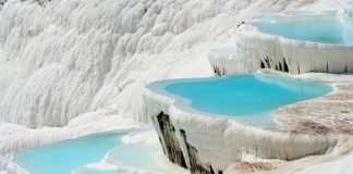 Pamukkale, las cataratas «fosilizadas» de Turquia Pamukkale-cataratas-turquia